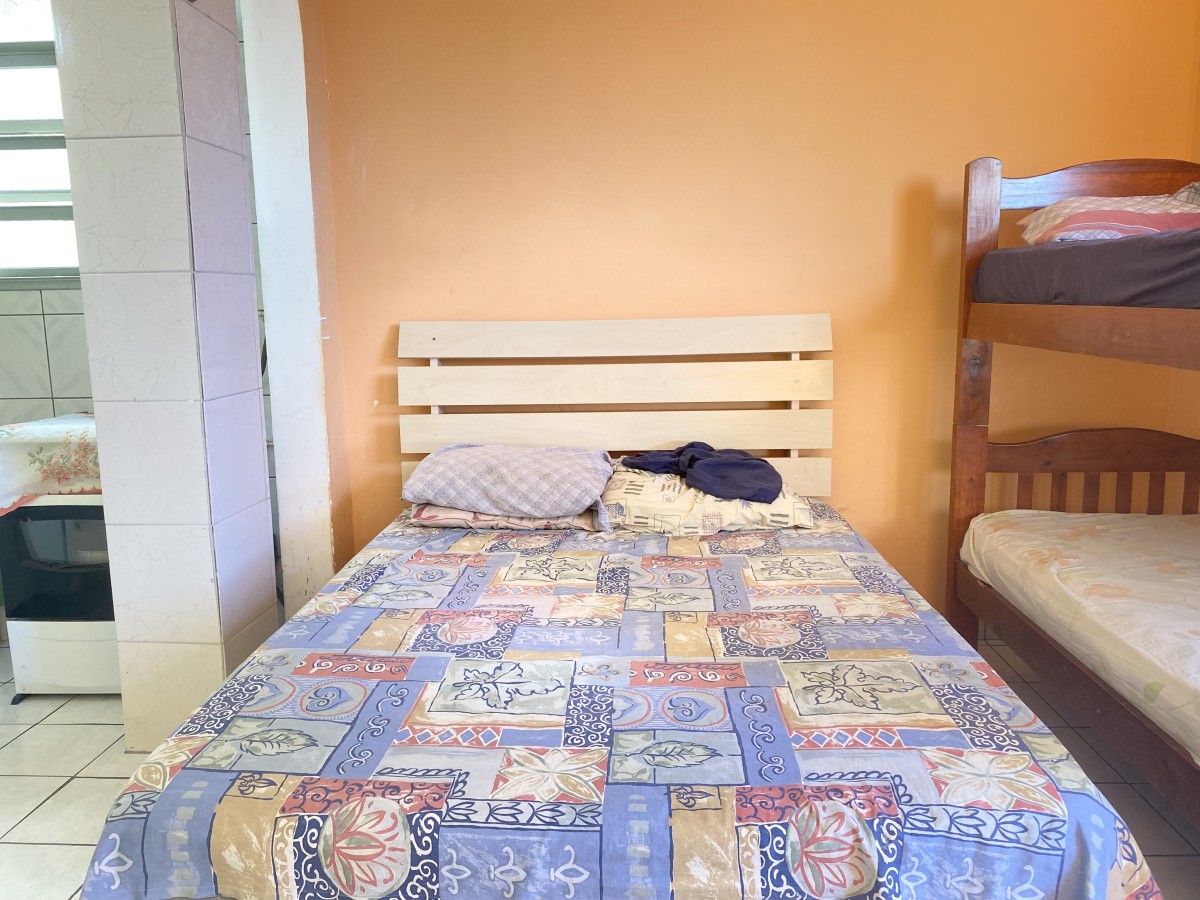 Apartamento Tipo Sala Living, Para Venda, Prédio de Frente Para o Mar, São Vicente, SP