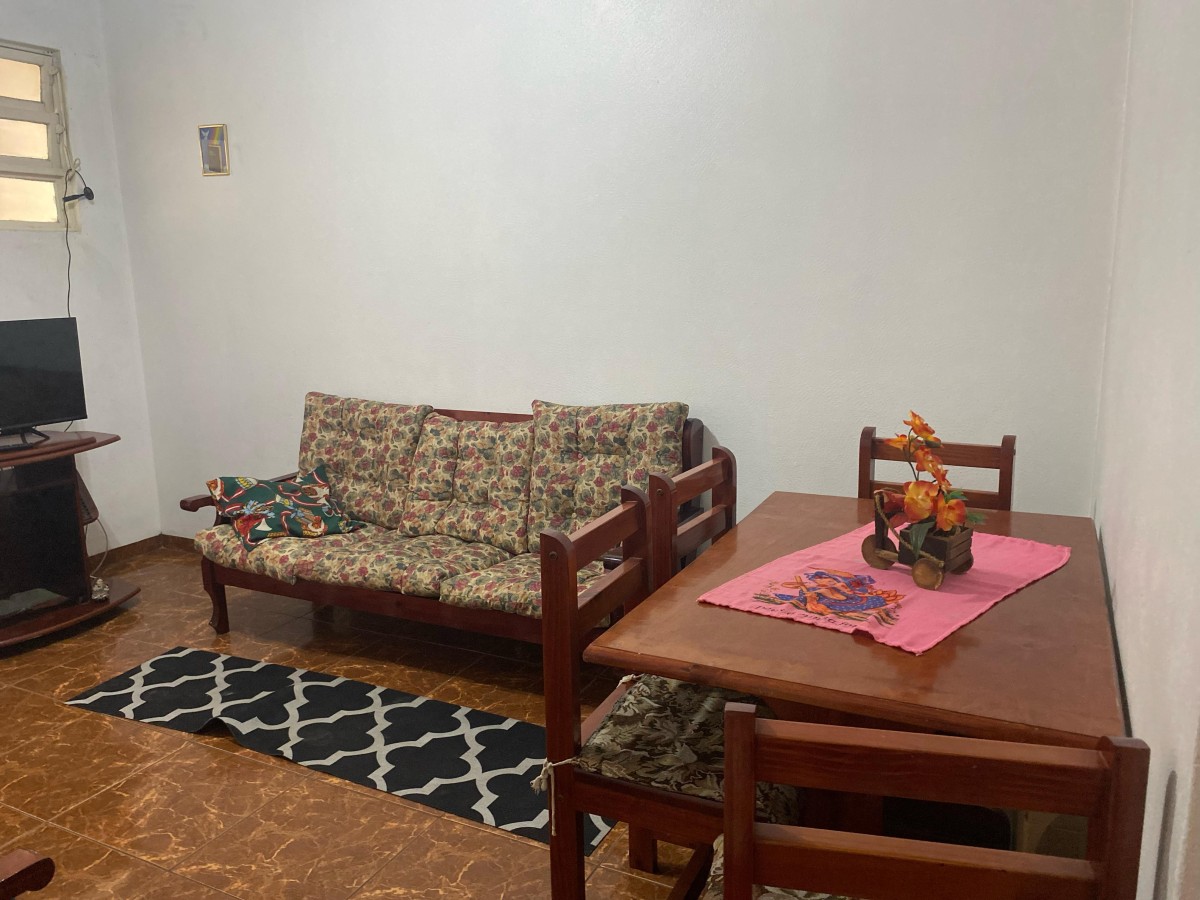 Alugado Rua Jacob Emmerich, Apto 106 Edificio Marati