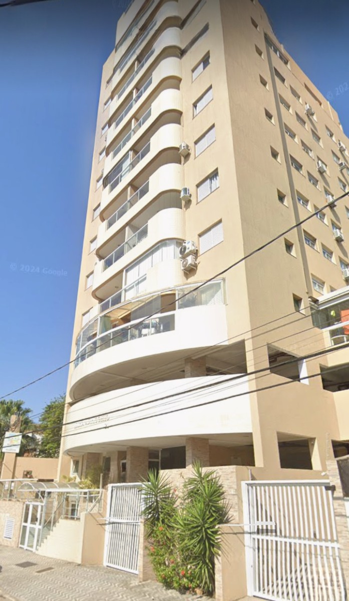 Apartamento à venda de 1 dormitório com garagem em São Vicente SP