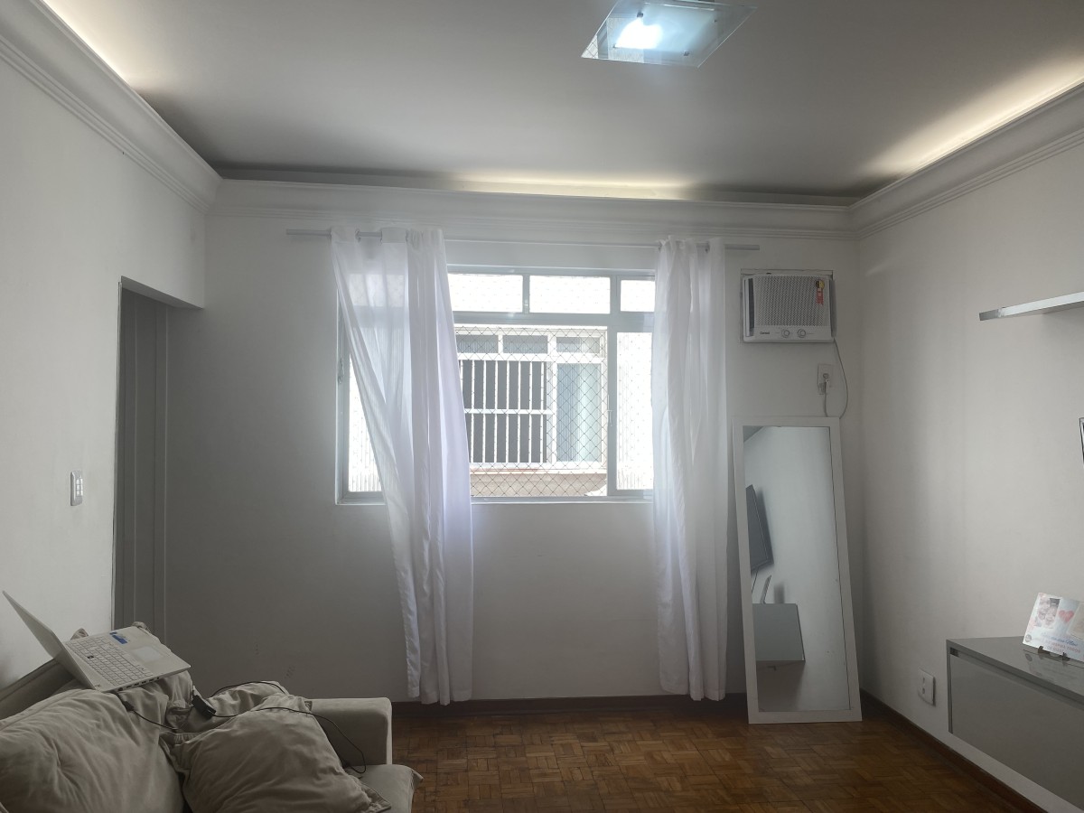 Apartamento à Venda, Com 2 Quartos, Garagem, ao Lado da Prefeitura, e do Shopping Brisamar, Centro São Vicente, SP