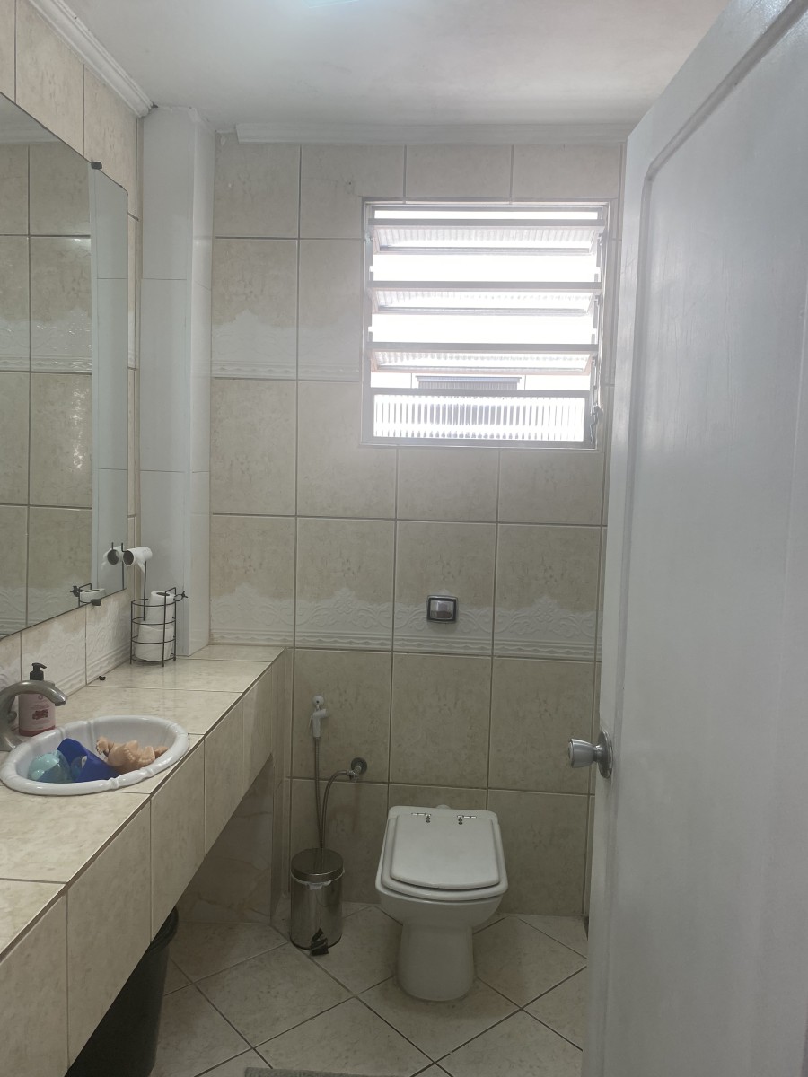 Apartamento à Venda, Com 2 Quartos, Garagem, ao Lado da Prefeitura, e do Shopping Brisamar, Centro São Vicente, SP