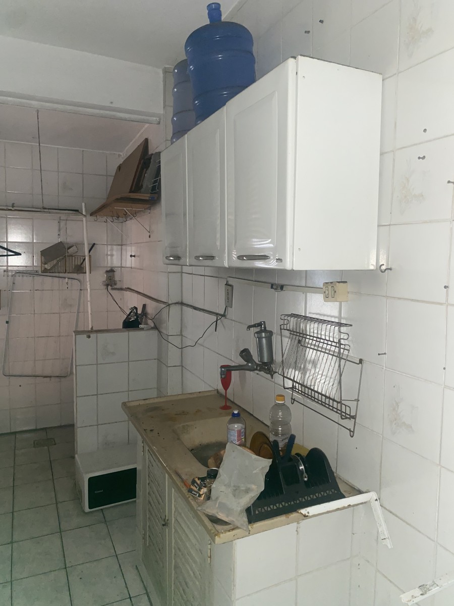 Apartamento Sala Living  - Frente a Praça da Biquinha - Centro - São Vicente, SP