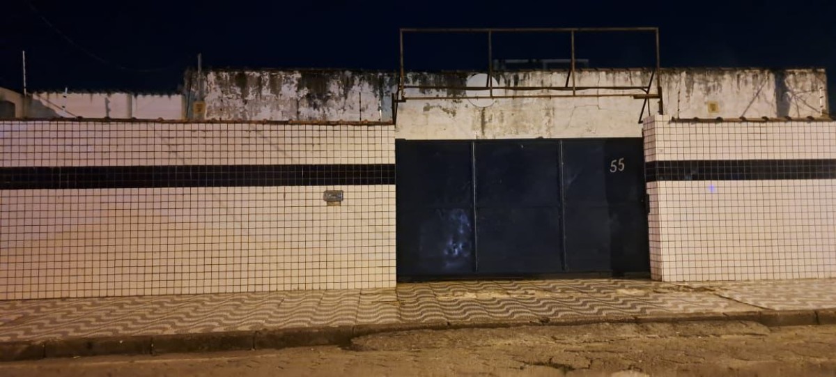 Terreno à Venda em São Vicente SP – 627 m², Ideal Para Galpão - no Bairro Catiapoã por R$ 852 Mil