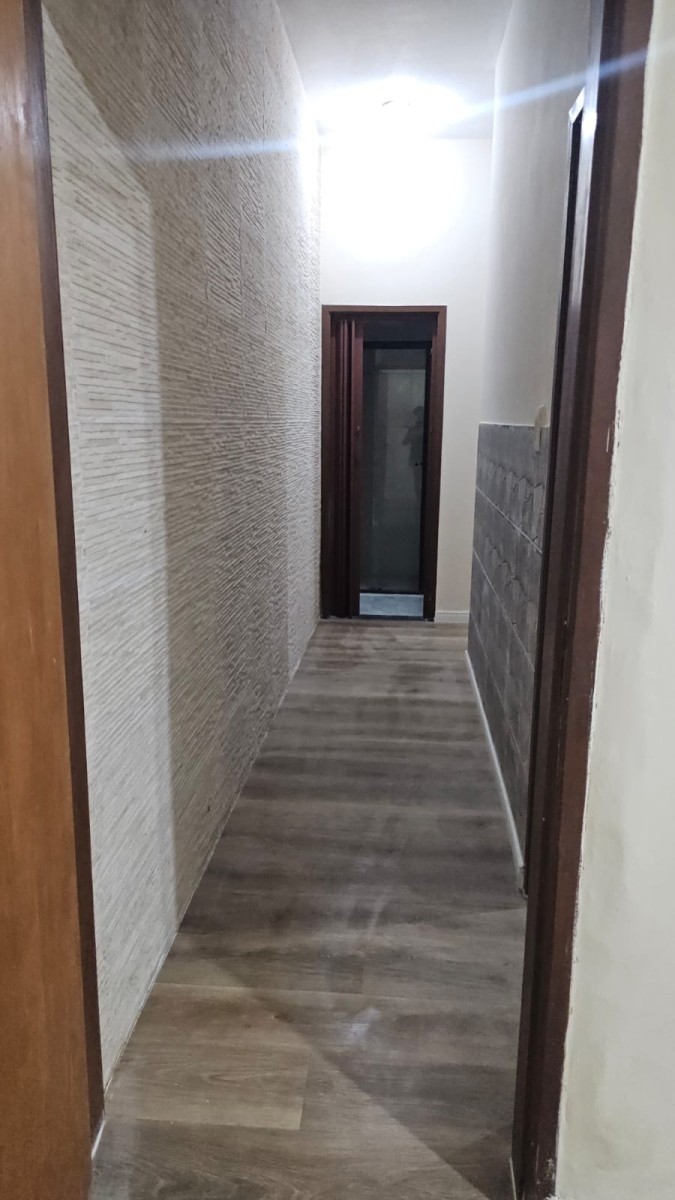 Casa à Venda no Centro de São Vicente – 2 Dormitórios, 1 Vaga e Sem Condomínio - R$ 300 Mil -São Vicente - SP