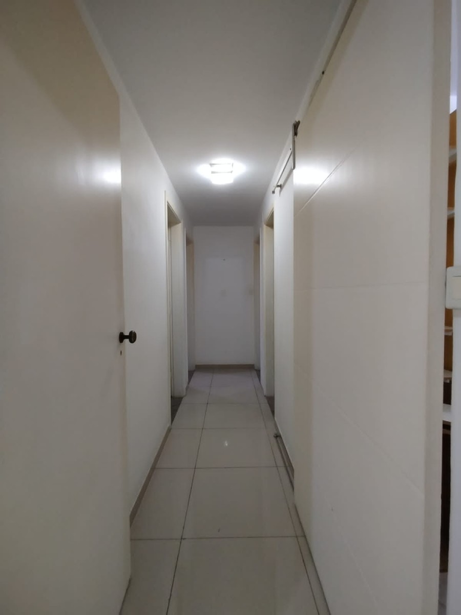 Apartamento à venda de 3 dormitórios com garagem em São Vicente SP