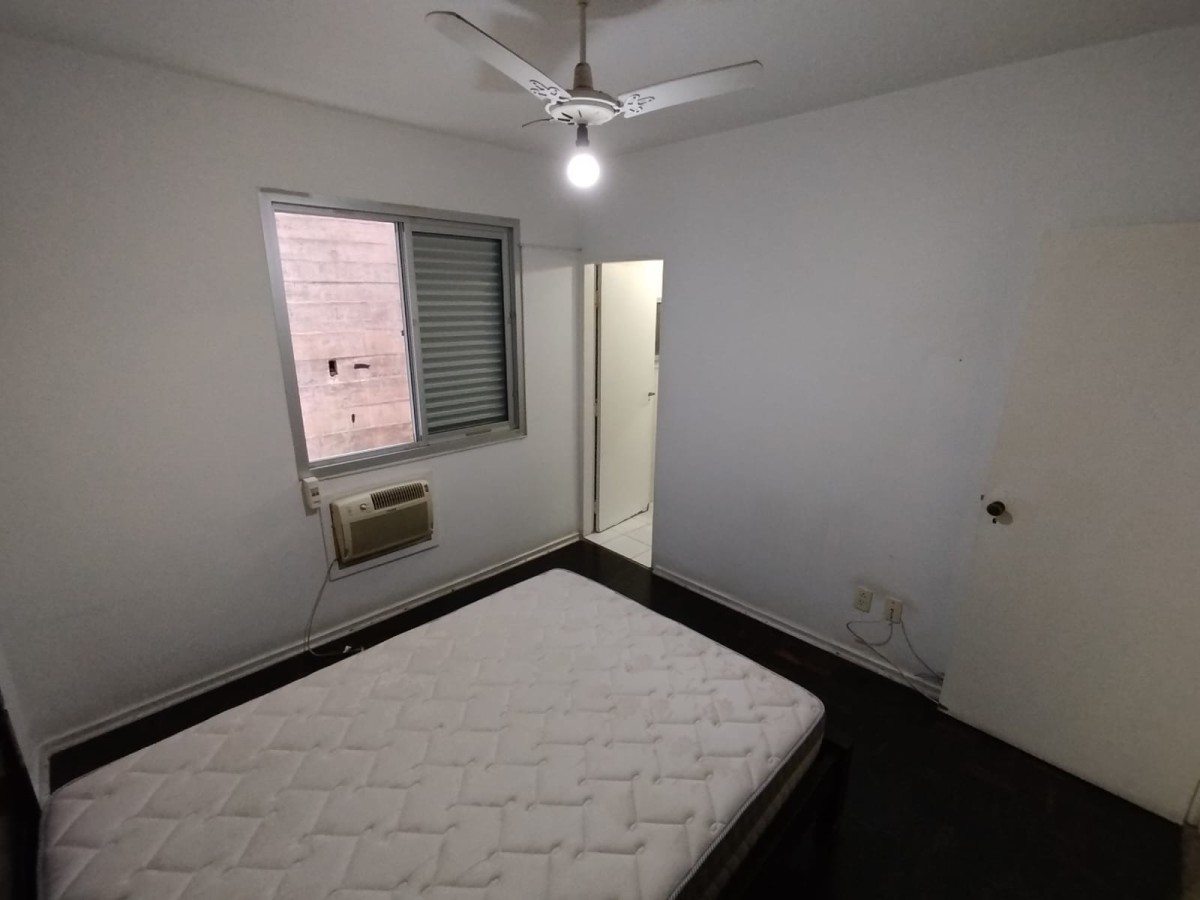 Apartamento à venda de 3 dormitórios com garagem em São Vicente SP