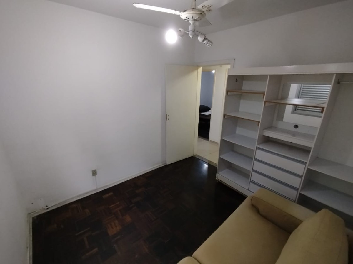 Apartamento à venda de 3 dormitórios com garagem em São Vicente SP