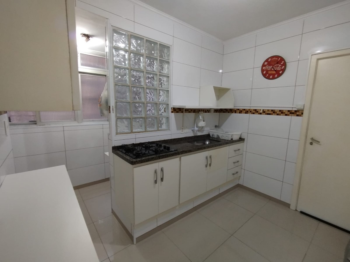 Apartamento à venda de 3 dormitórios com garagem em São Vicente SP