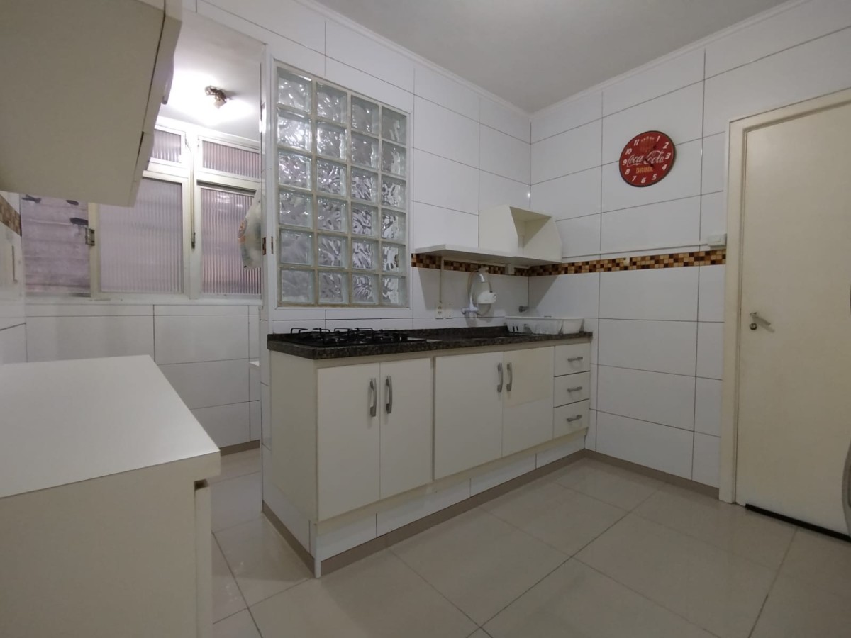 Apartamento à venda de 3 dormitórios com garagem em São Vicente SP