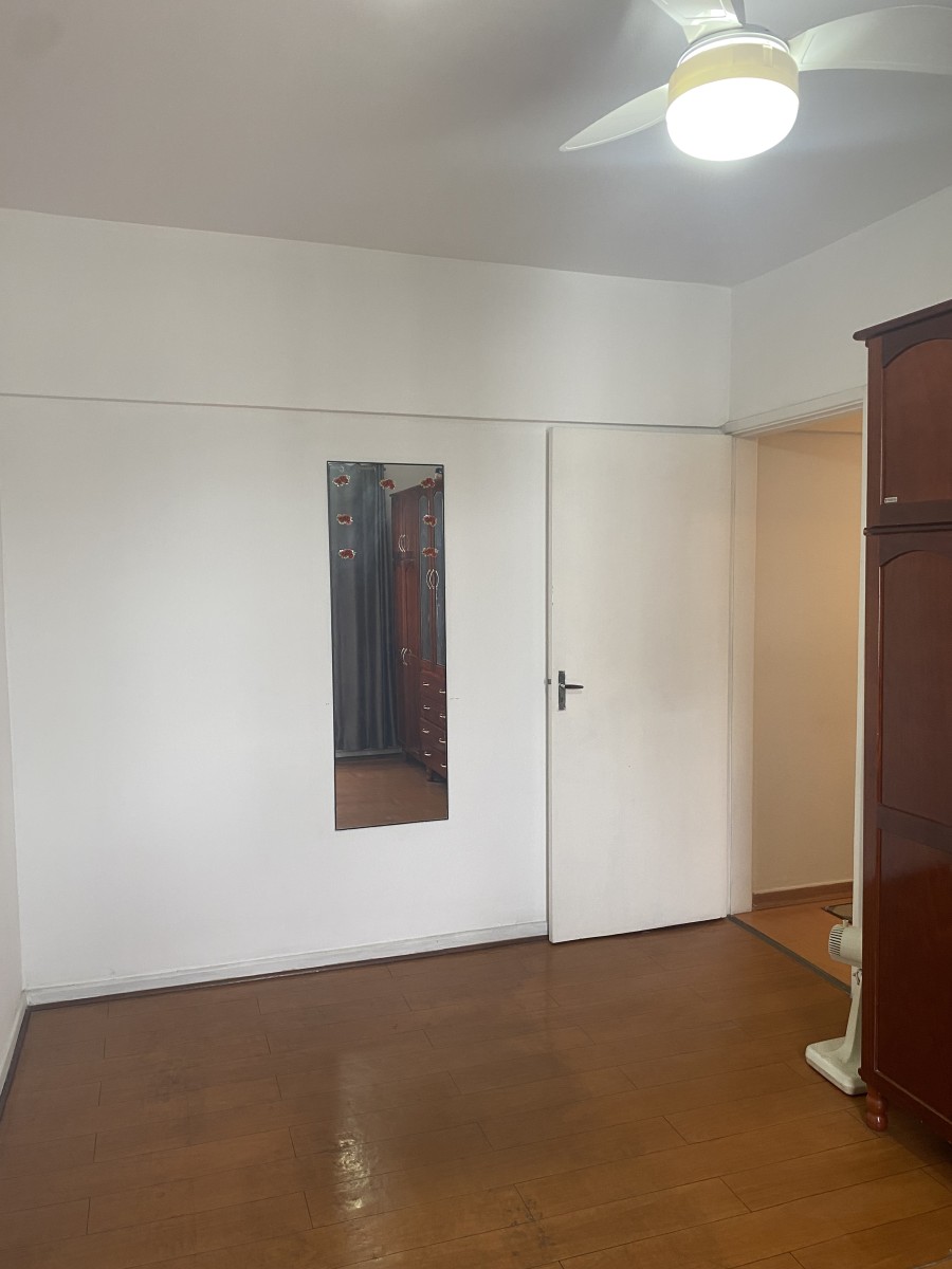 Alugado - Avenida Embaixador Pedro de Toledo, 614 - Apto 1112