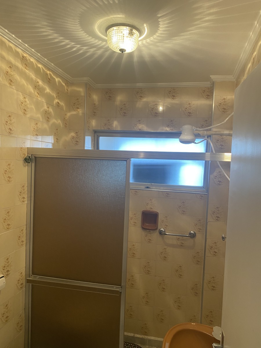 Alugado - Avenida Embaixador Pedro de Toledo, 614 - Apto 1112