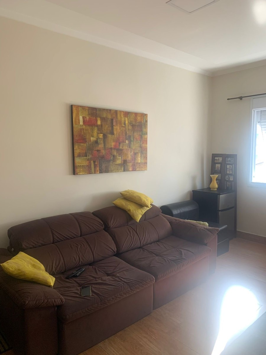 Apartamento à Venda no Gonzaga, Santos – Vista para o Mar.