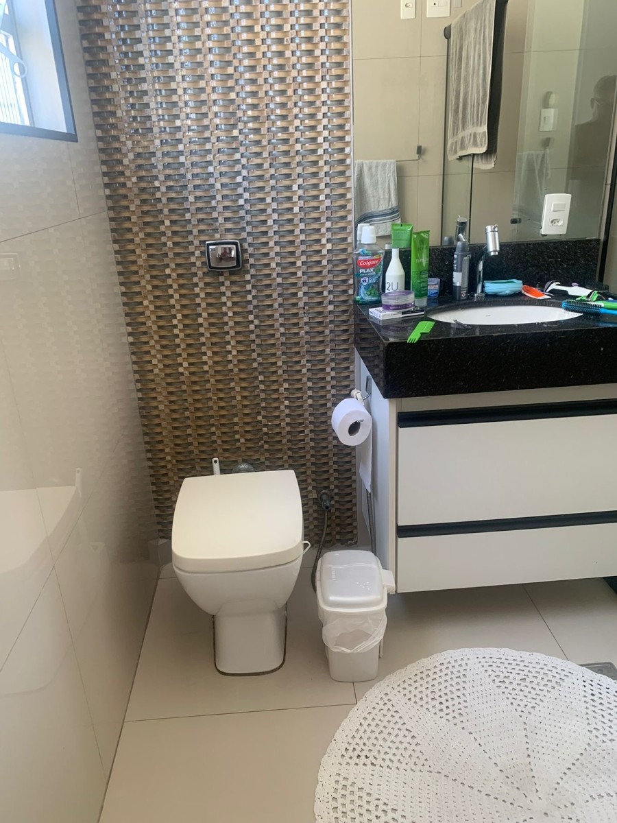 Apartamento à Venda no Gonzaga, Santos – Vista para o Mar.