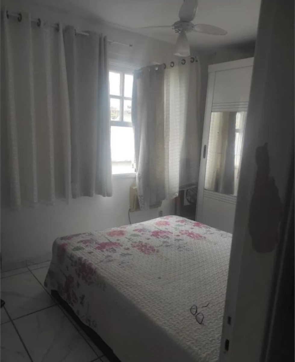 Apartamento à venda de 1 Dormitório com Garagem em São Vicente SP.