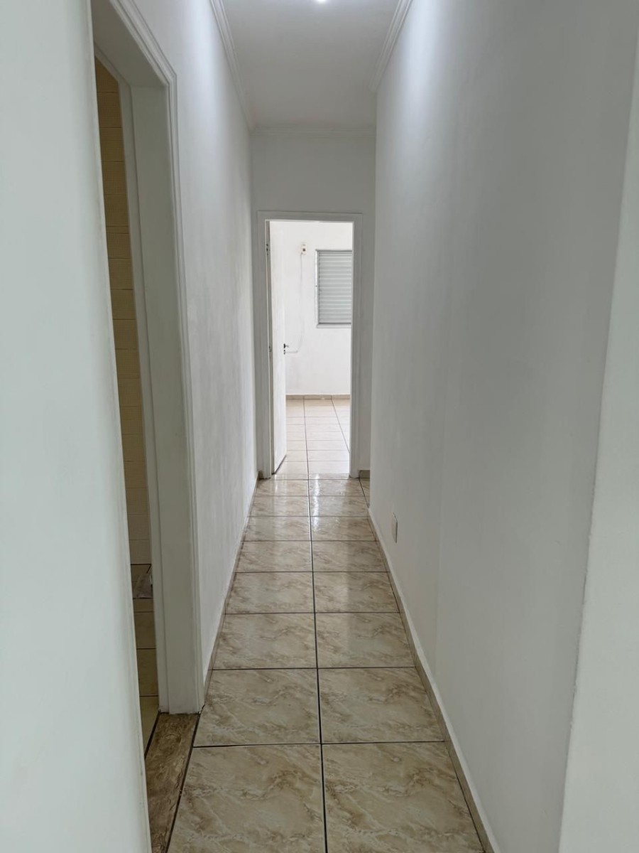 Apartamento à venda de 3 dormitórios com garagem em São Vicente SP.