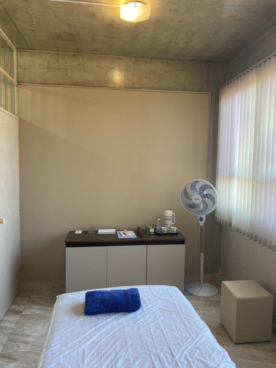 Sala Comercial à Venda, Reformada, no Parque São Vicente-SP