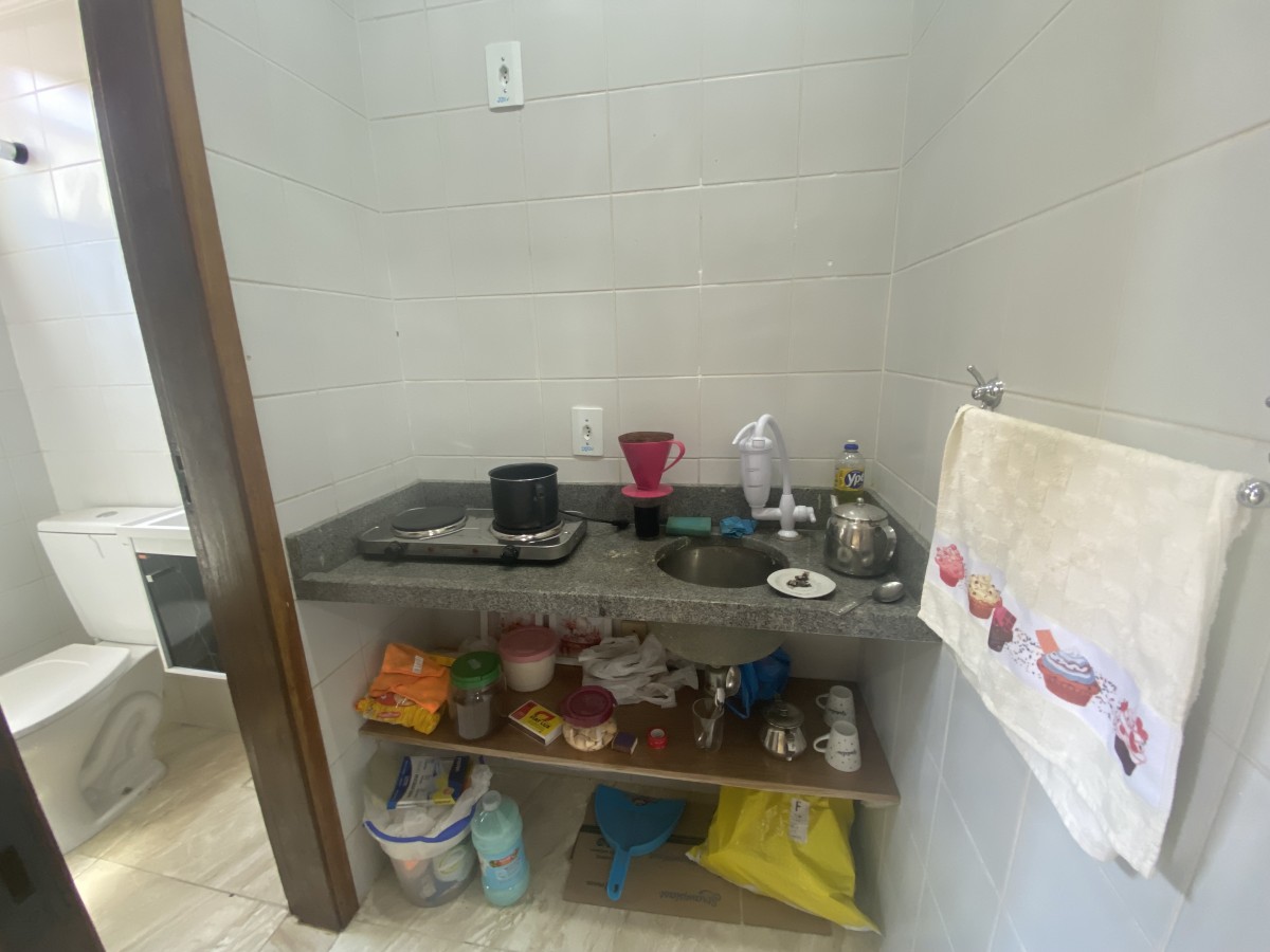 Sala Comercial à Venda, Reformada, no Parque São Vicente-SP