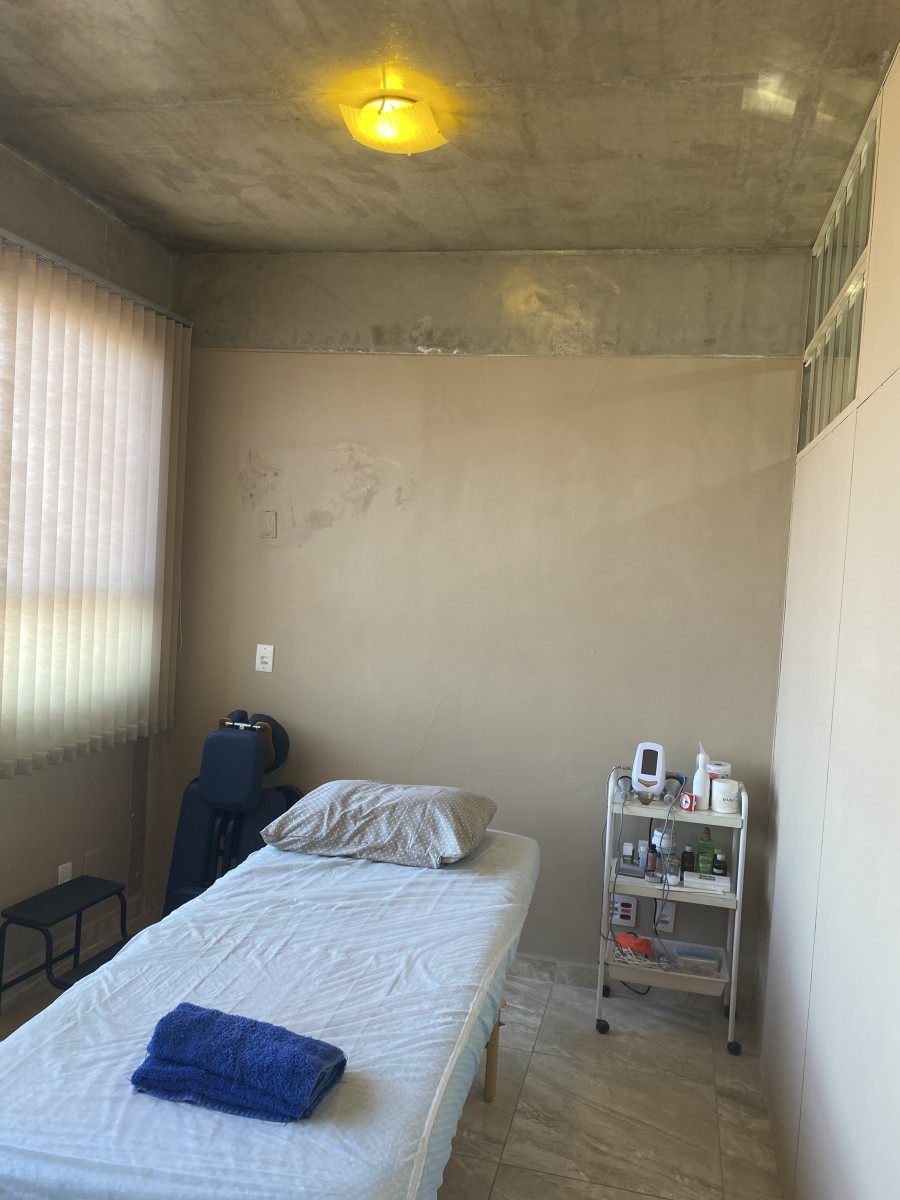 Aluga-se Sala Comercial no Parque São Vicente - SP