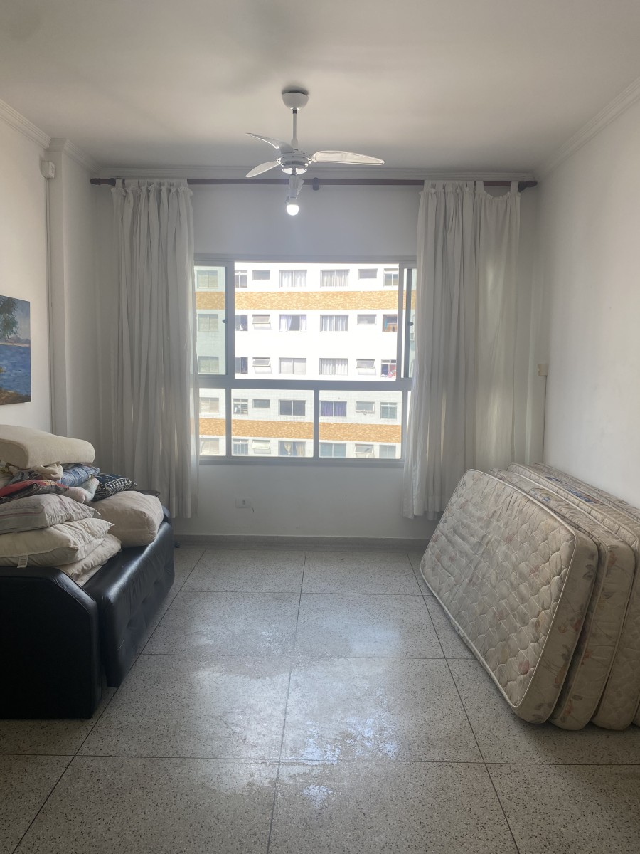 Apartamento à Venda em São Vicente – Localização Privilegiada!