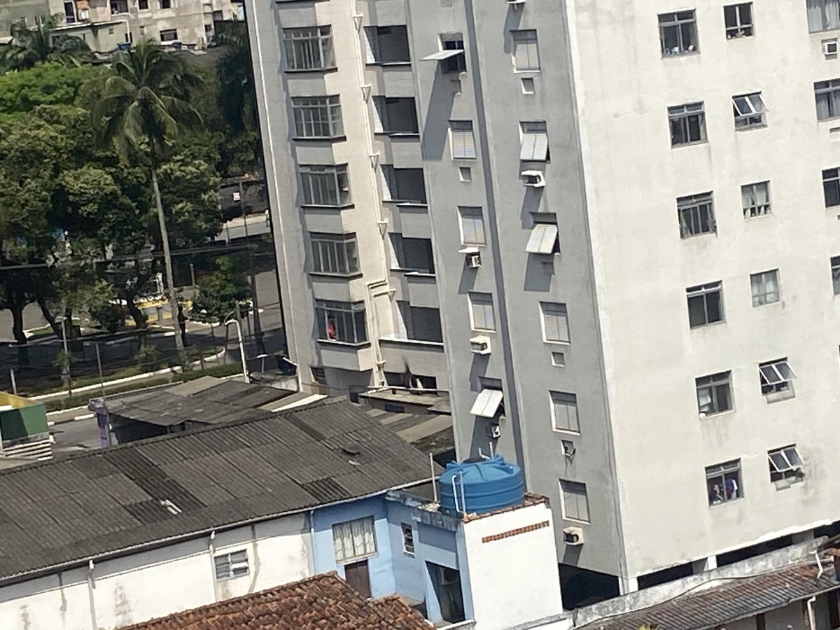 Apartamento à Venda em São Vicente – Localização Privilegiada!