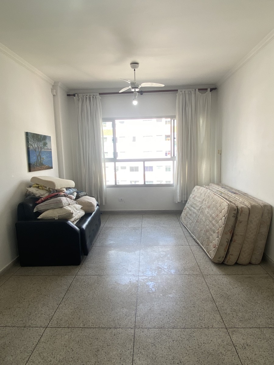 Apartamento à Venda em São Vicente – Localização Privilegiada!