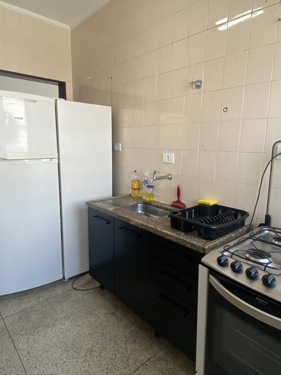 Apartamento à Venda em São Vicente – Localização Privilegiada!
