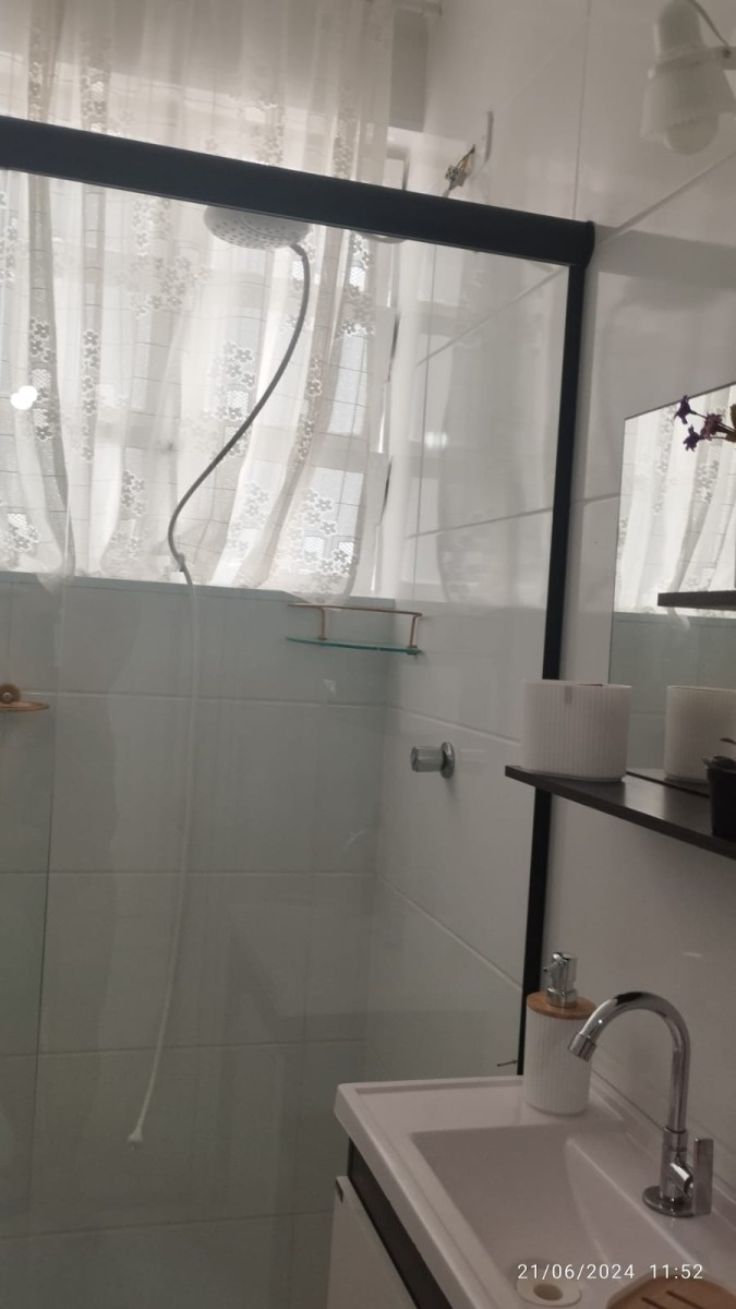 Apartamento kitnet à venda em São Vicente/SP.