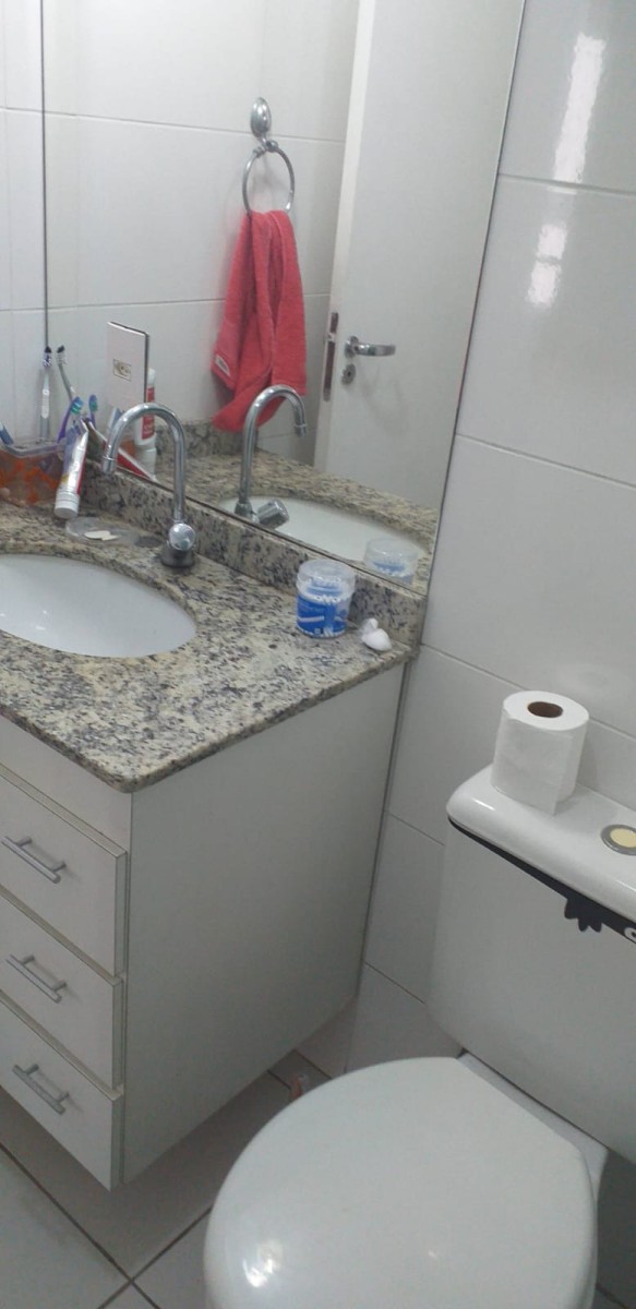 Apartamento à Venda de 2 Dormitórios, Edifício Vila de São Vicente, Lazer Completo e Gar, Gonzaguinha - São Vicente/SP.