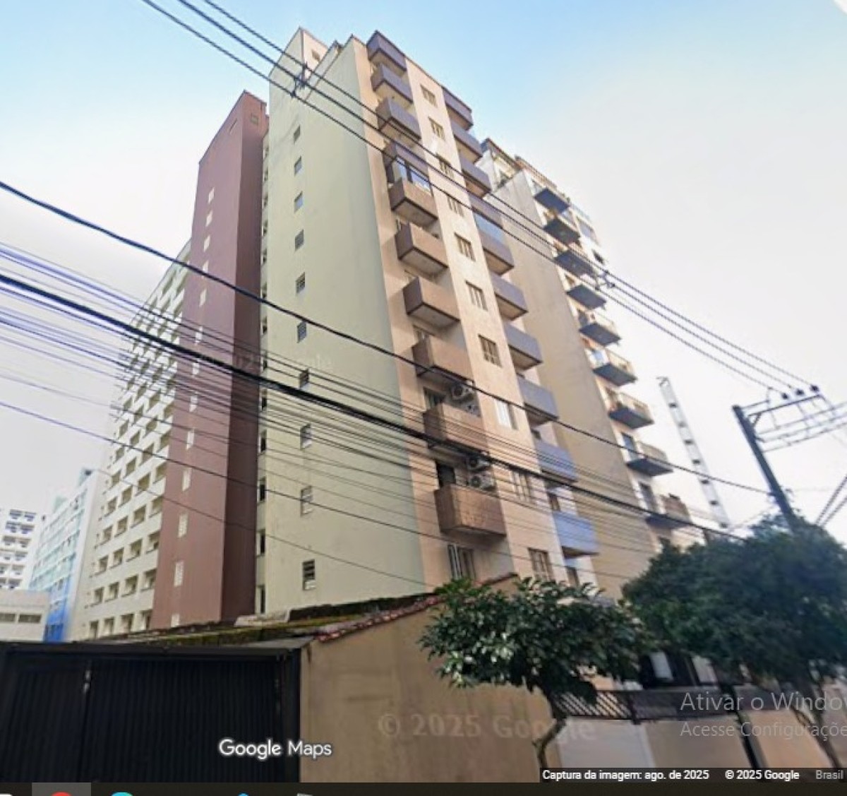 Apartamento à Venda – Sala Living Dividido em Quarto, Sala, Cozinha e Garagem – Rua Jacob Emerick, São Vicente-SP