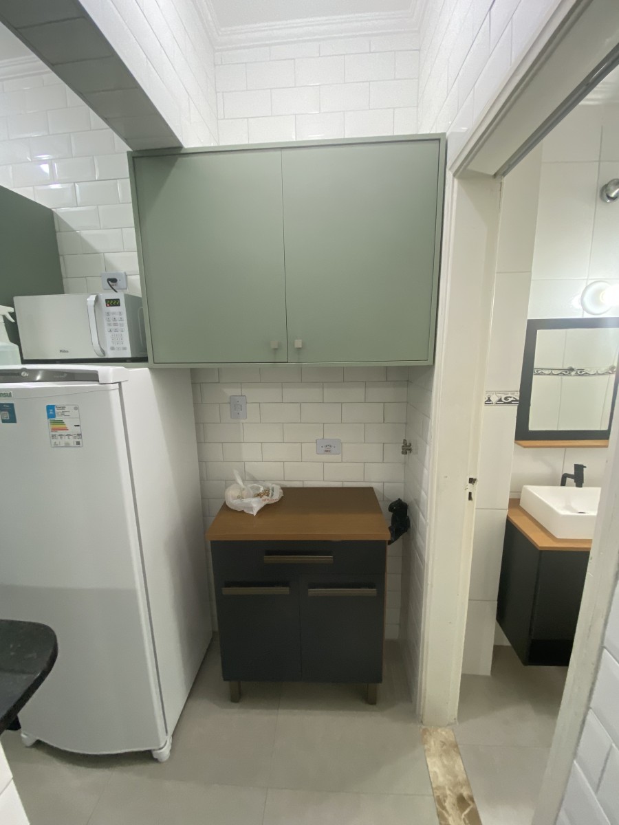 Apartamento à Venda – Sala Living Dividido em Quarto, Sala, Cozinha e Garagem – Rua Jacob Emerick, São Vicente-SP