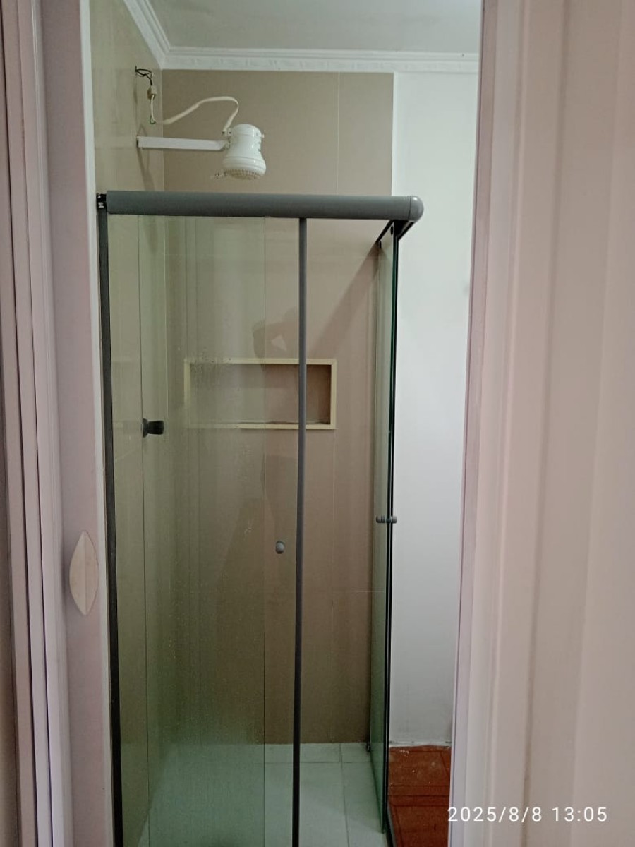 Apartamento à Venda, Living com Sacada e Garagem em São Vicente/SP