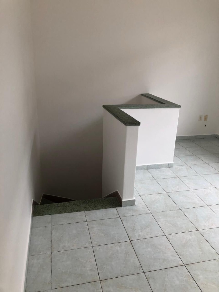 Casa Sobreposta Alta, à Venda, 2 Dormitórios, Com Garagem, Vila Valença- São Vicente-SP