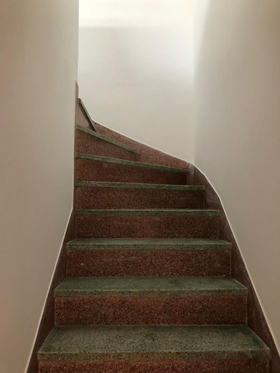 Casa Sobreposta Alta, à Venda, 2 Dormitórios, Com Garagem, Vila Valença- São Vicente-SP