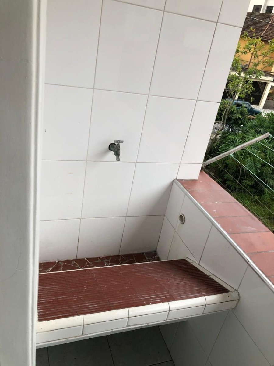 Casa Sobreposta Alta, à Venda, 2 Dormitórios, Com Garagem, Vila Valença- São Vicente-SP