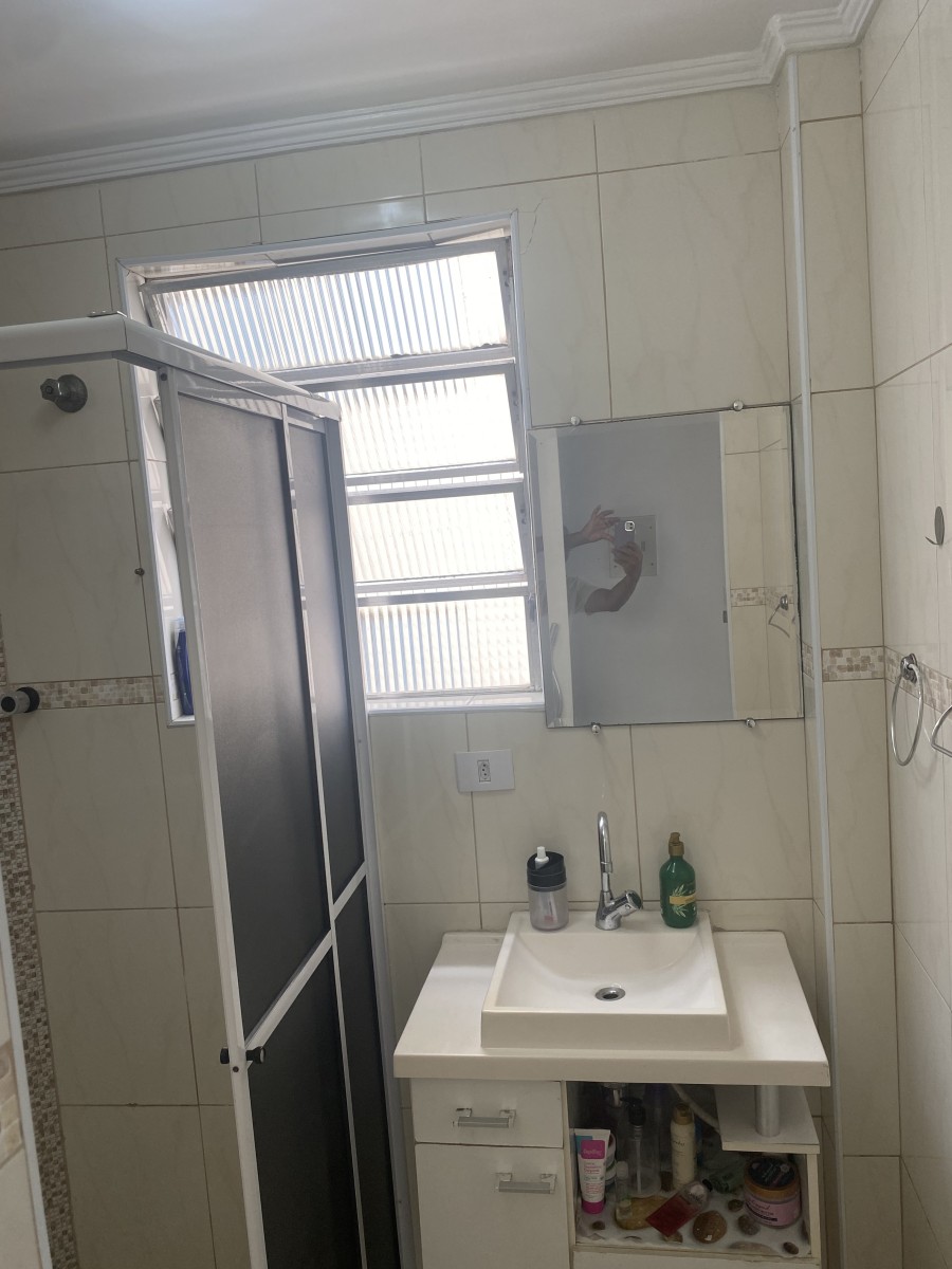 Apartamento à Venda com 1 Dormitório e Garagem – 50m da Praia do Gonzaguinha, São Vicente-SP
