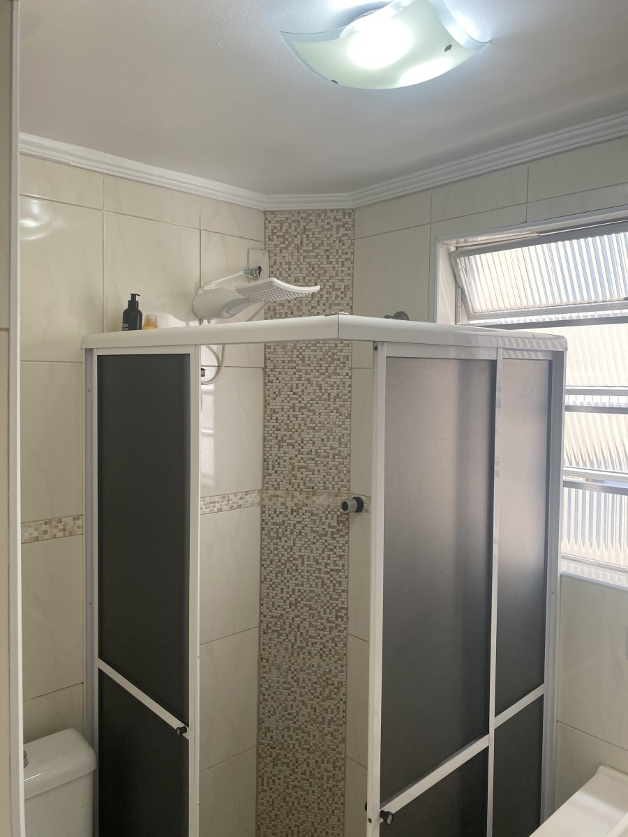 Apartamento à Venda com 1 Dormitório e Garagem – 50m da Praia do Gonzaguinha, São Vicente-SP