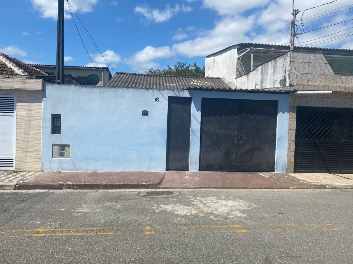 Casa à Venda com 3 Dormitórios no Bairro Castelo – Santos - SP