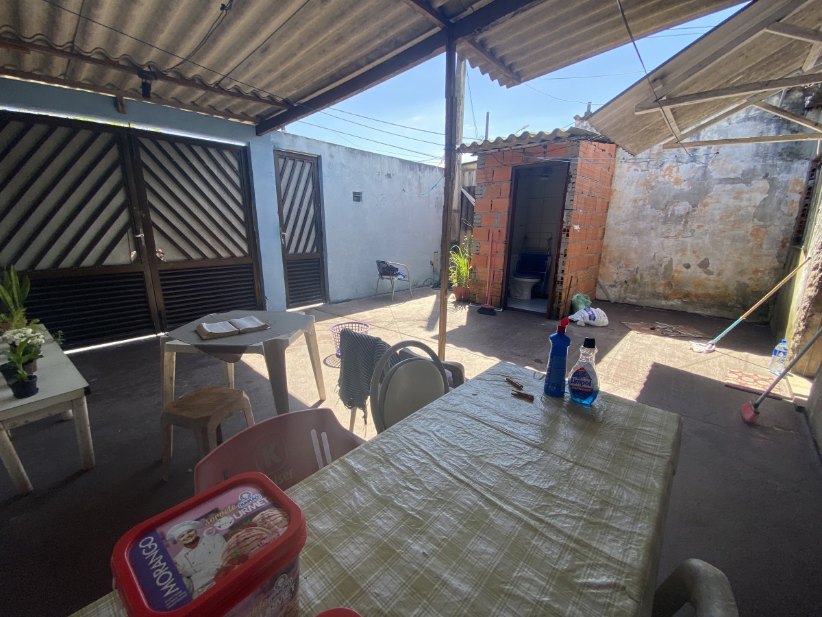 Casa à Venda com 3 Dormitórios no Bairro Castelo – Santos - SP