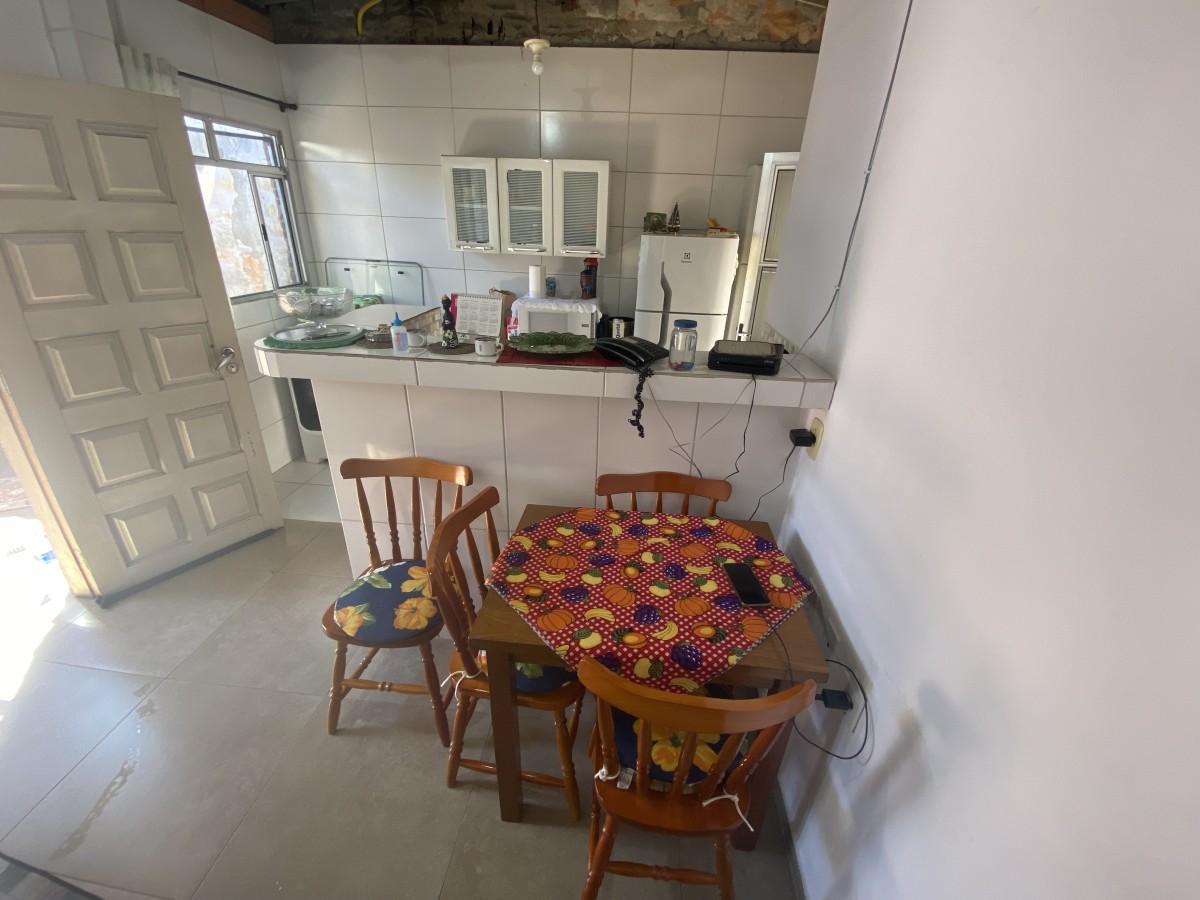 Casa à Venda com 3 Dormitórios no Bairro Castelo – Santos - SP