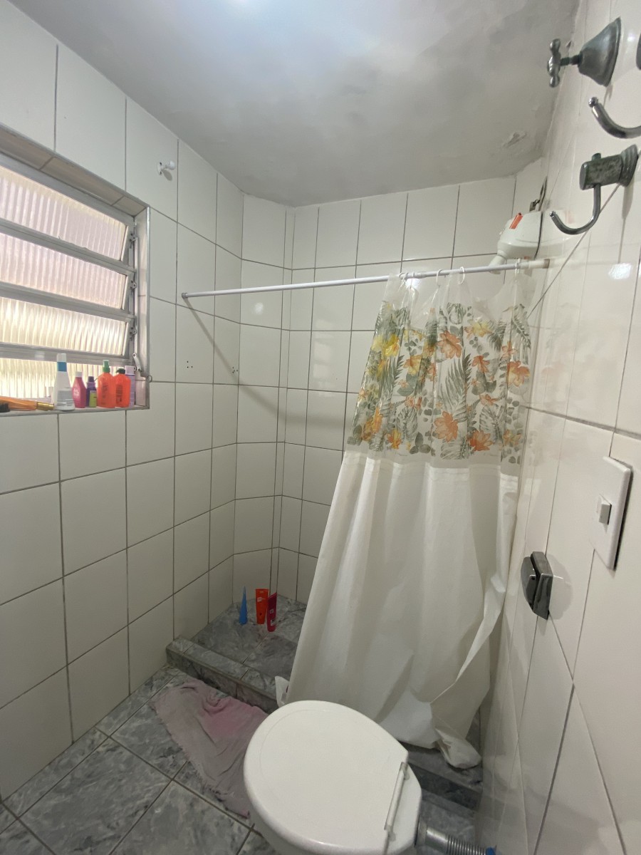 Apartamento à Venda no Coração de Santos - SP – Térreo com Garagem e 2 Quartos! - Macuco