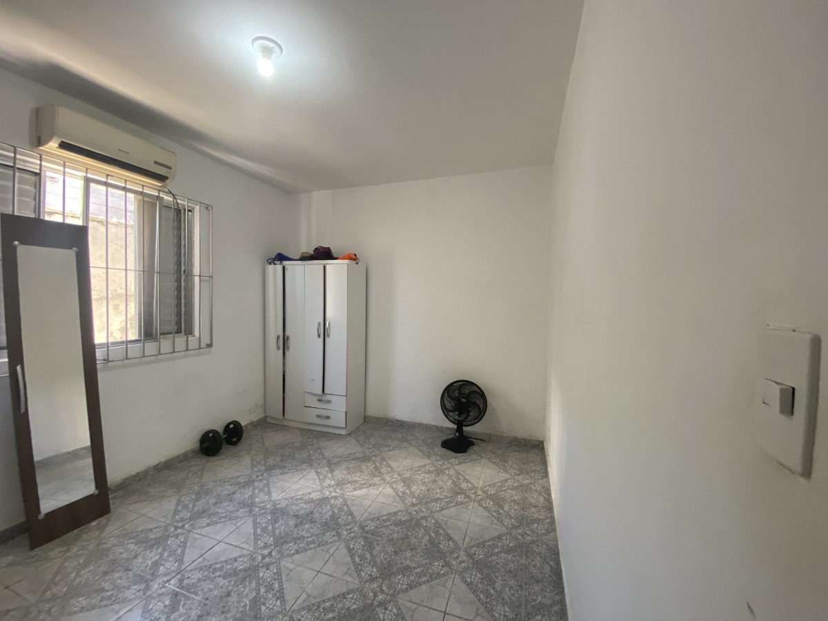 Apartamento à Venda no Coração de Santos - SP – Térreo com Garagem e 2 Quartos! - Macuco
