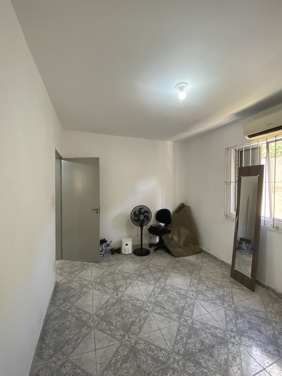 Apartamento à Venda no Coração de Santos - SP – Térreo com Garagem e 2 Quartos! - Macuco
