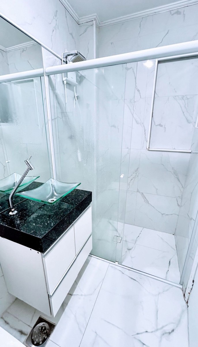 Apartamento à venda Sala Living com garagem em São Vicente/SP.