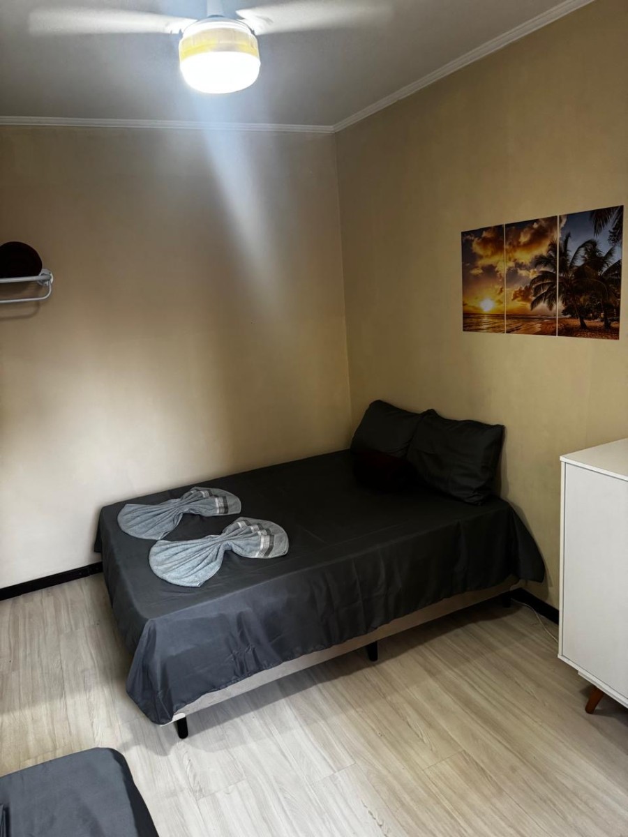 Apartamento à Venda na Praia do Gonzaguinha – 1 Dormitório Mobiliado Prédio Frente ao Mar