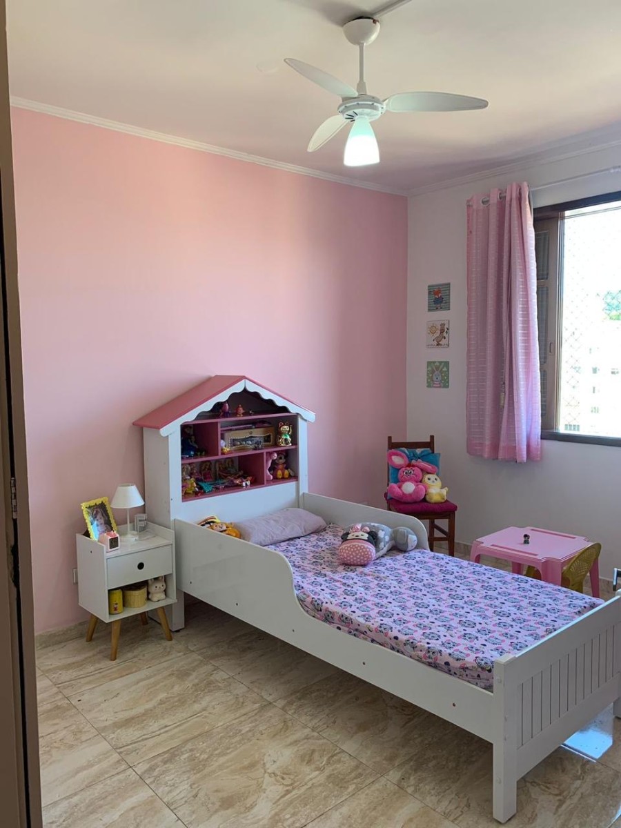 Apartamento à Venda, 3 Quartos, Sacada, Reformado na Rua Jacob Emmerick – São Vicente-SP