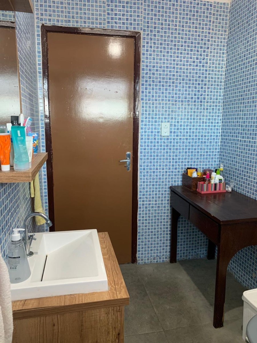 Apartamento à Venda, 3 Quartos, Sacada, Reformado na Rua Jacob Emmerick – São Vicente-SP