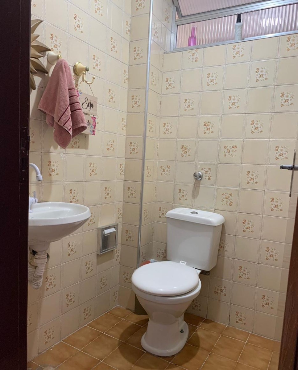 Apartamento à Venda, 3 Quartos, Sacada, Reformado na Rua Jacob Emmerick – São Vicente-SP