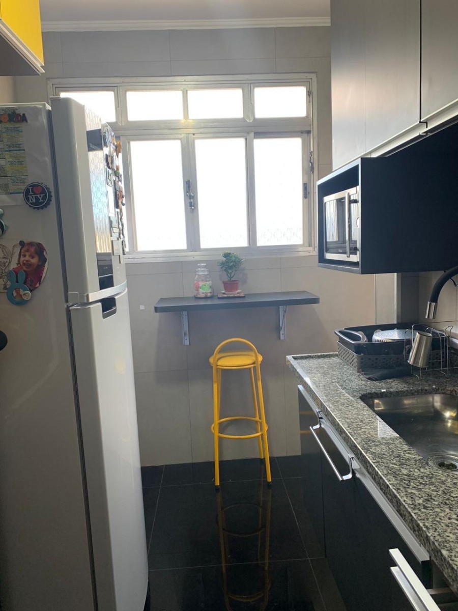 Apartamento à Venda, 3 Quartos, Sacada, Reformado na Rua Jacob Emmerick – São Vicente-SP