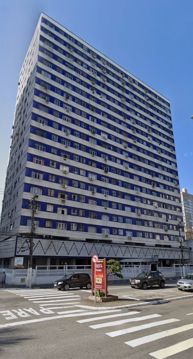 Apartamento à venda sala living com garagem em São Vicente/SP.