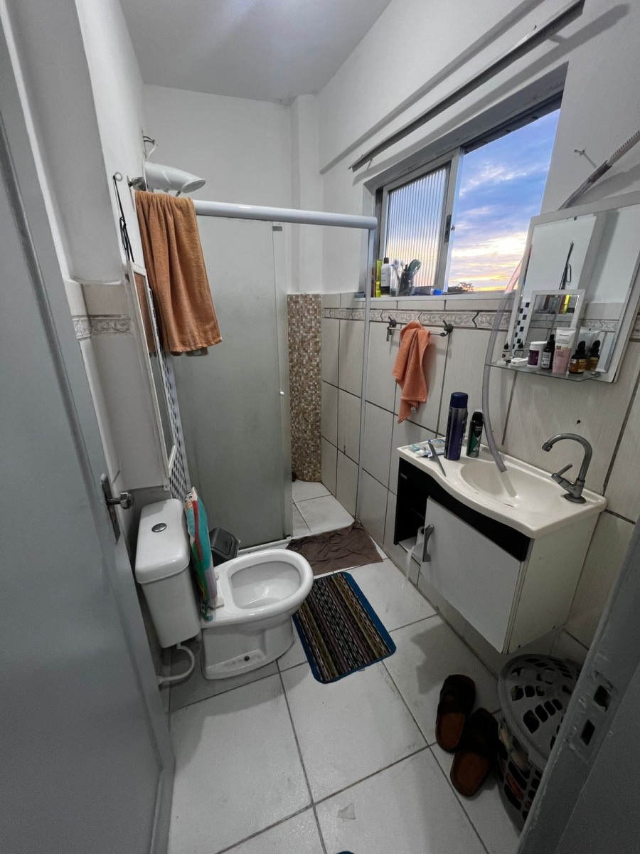 Apartamento à venda de 1 dormitório com garagem em São Vicente/SP.